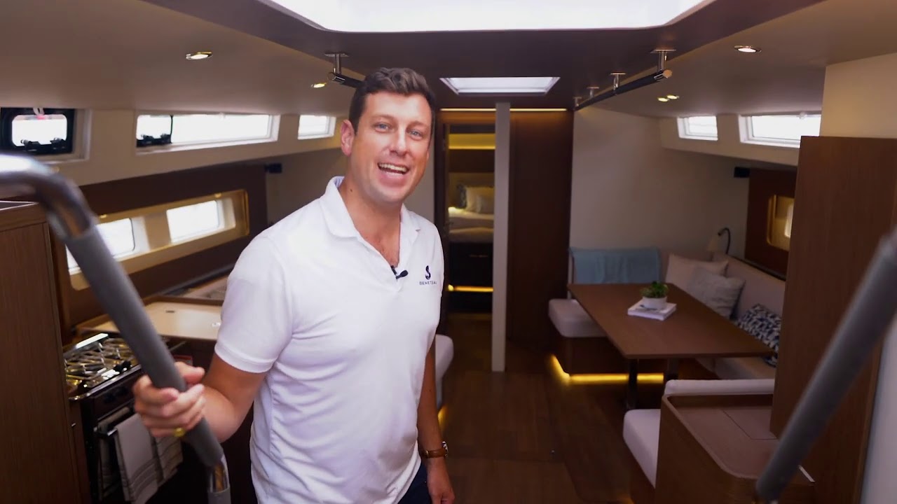 BENETEAU Oceanis Yacht 54: Full Review / Detailed Walkthrough