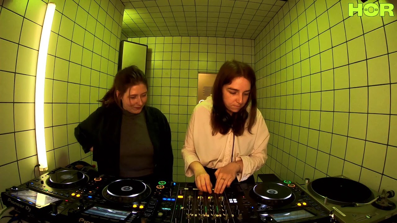 AIAIAI - Luz1e B2B Solid Blake | H&Ouml;R - May 8 / 2022