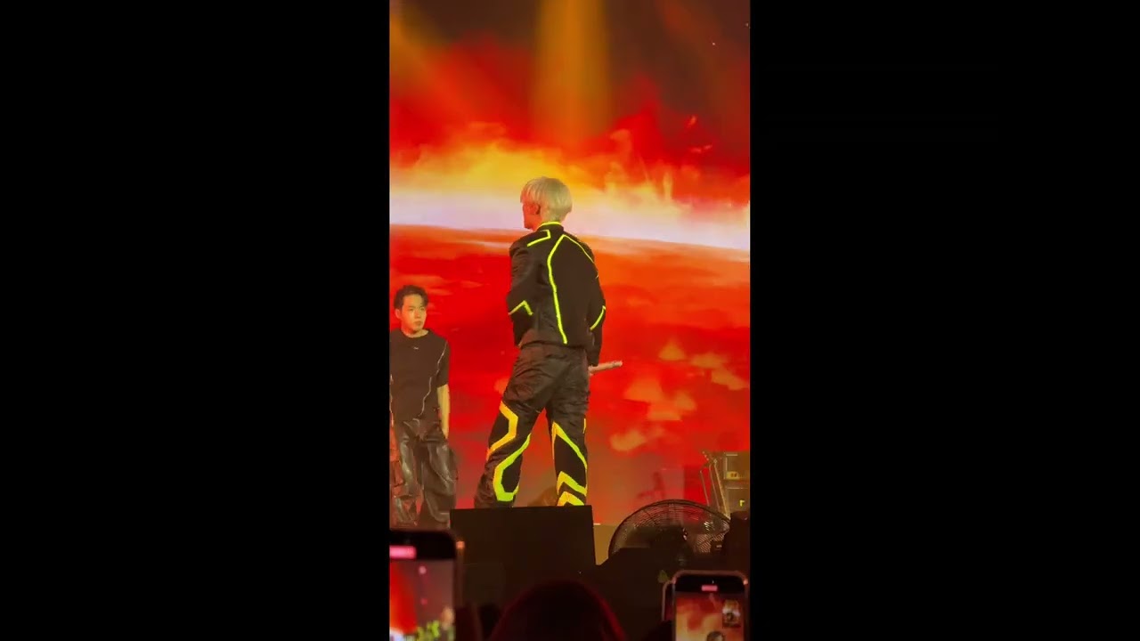 태양 Look At Me Now 250810 Seoul day2
