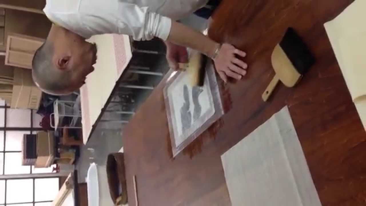裏打ち (Backing the paper on art piece)