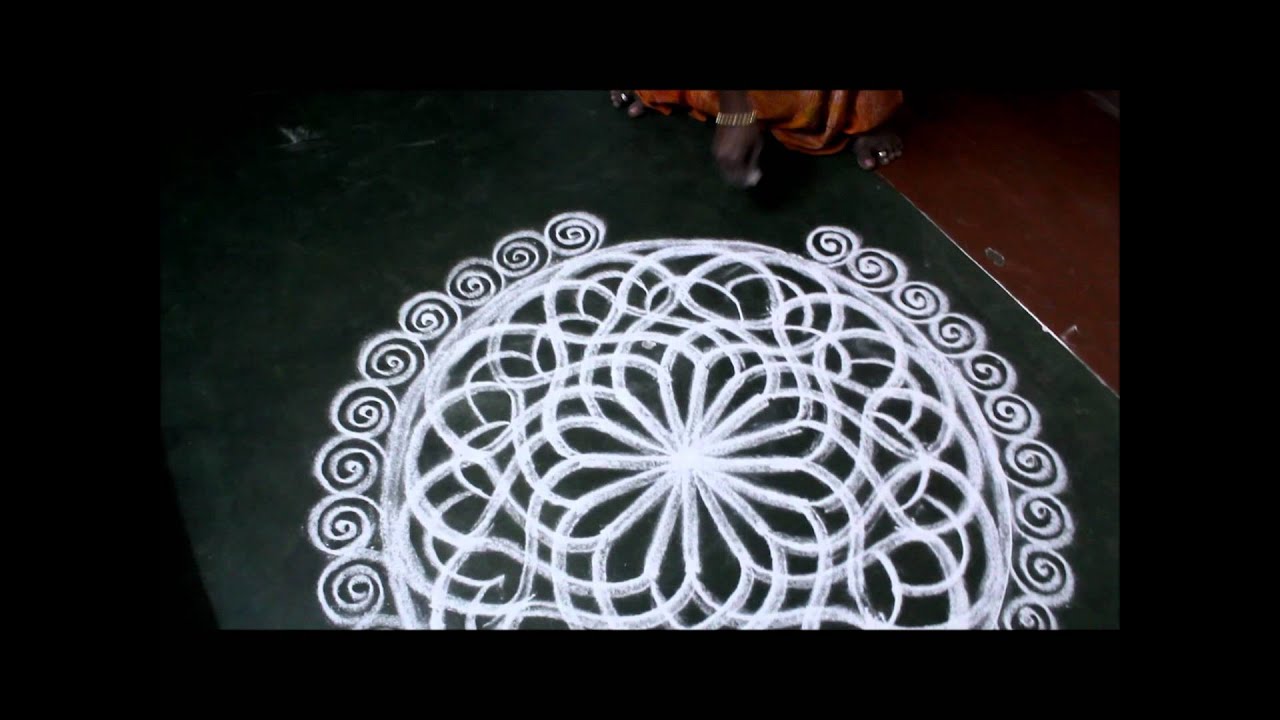 Friday kolam for Lakshmi... by Chantal Jumel