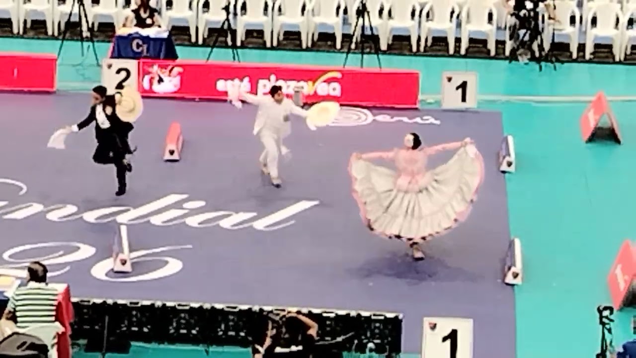 Kerim y Sayumi Semifinal Mundial de marinera 2026