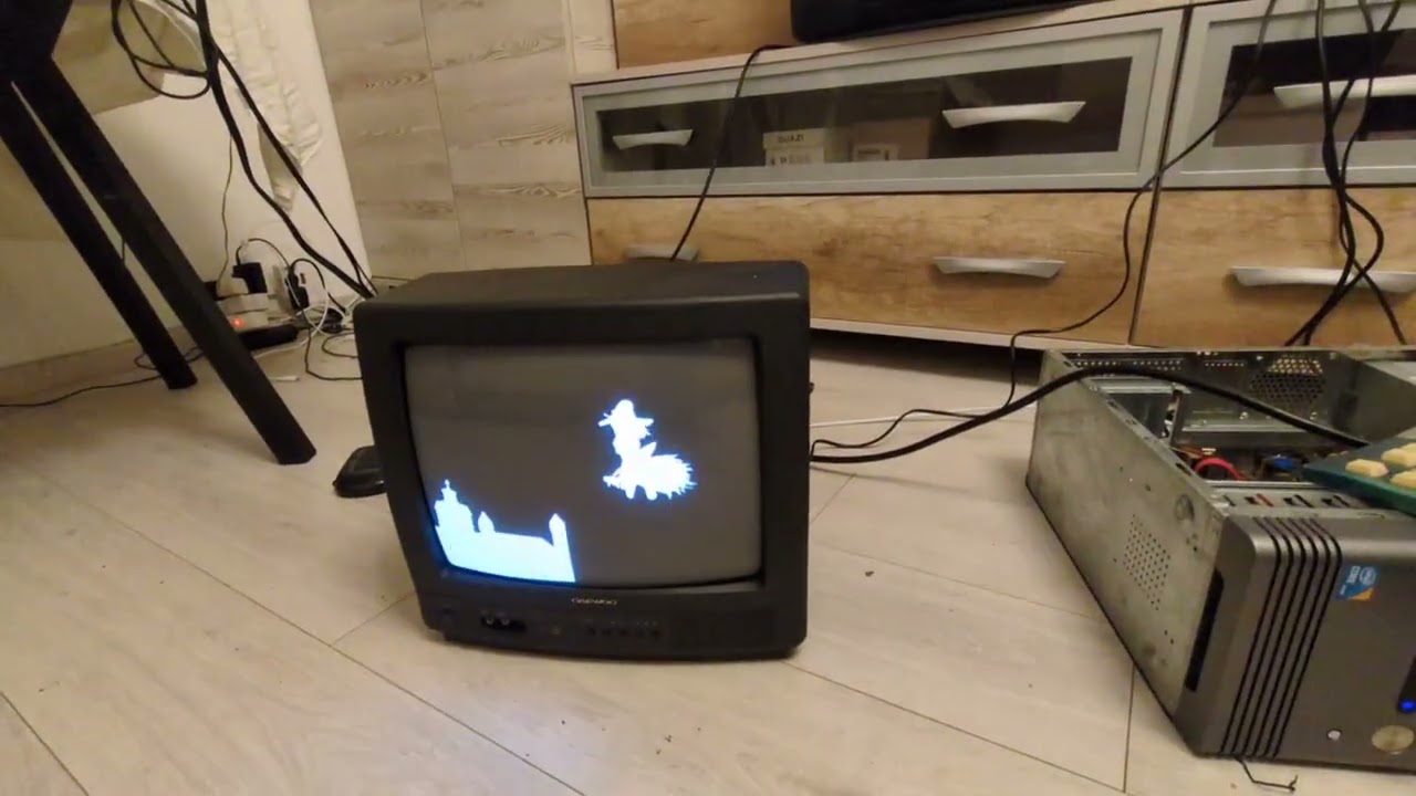 Bad Apple on 4 CRTs At The Same Time
