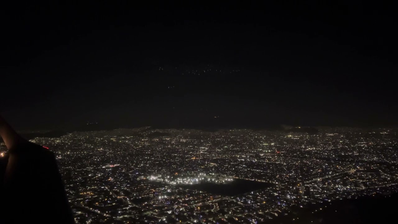 Night takeoff from Mexico City - Aeromexico Embraer 190
