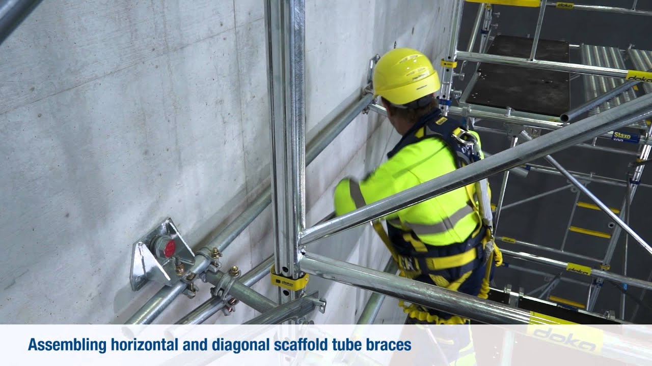 Load-bearing tower Staxo 100 - Anchoring on structure and bracing [EN]