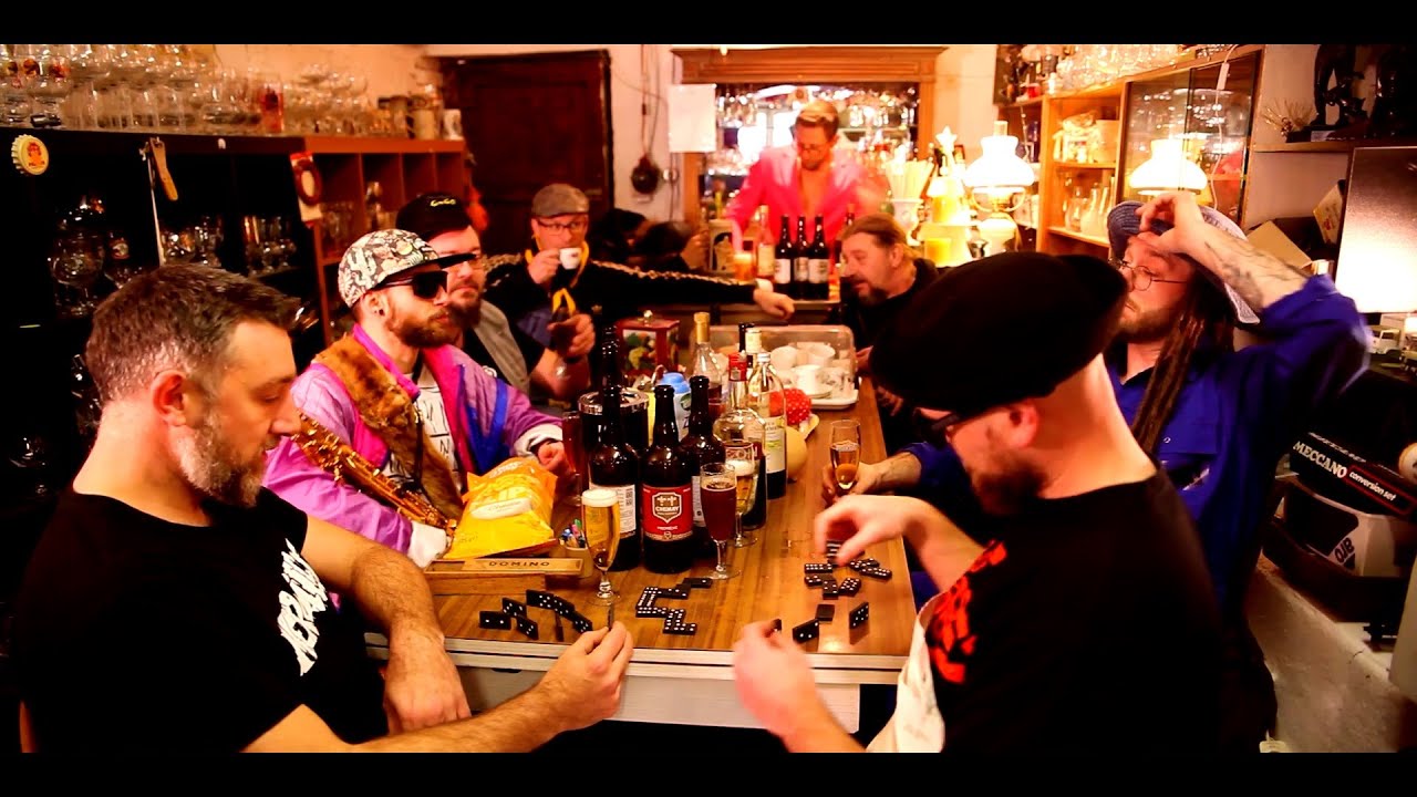 Mercadillo - De la brocante au bistrot (Clip Officiel).
