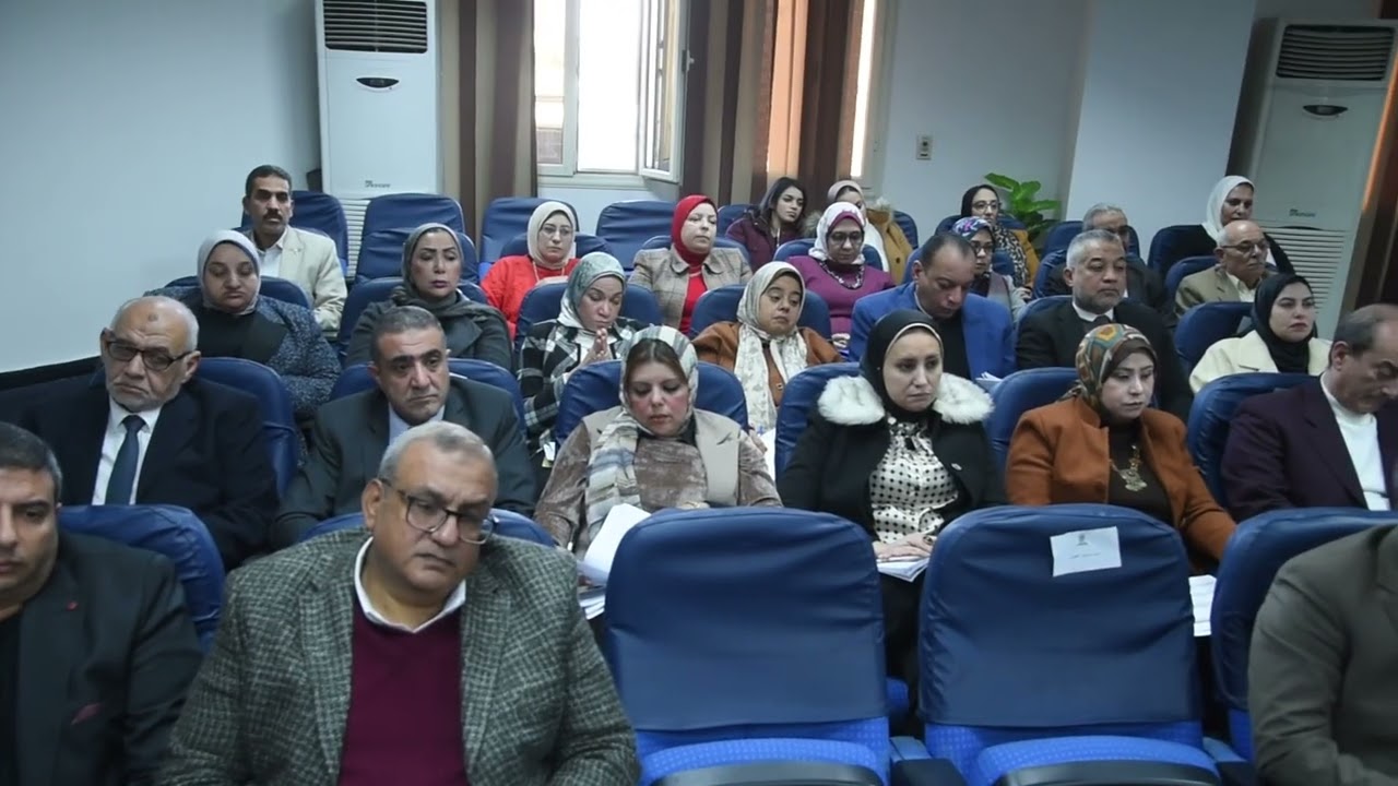 محافظ الإسكندرية يترأس جلسة المجلس التنفيذي لمناقشة حصاد عام ٢٠٢٥ ويوجه برفع وتيرة العمل