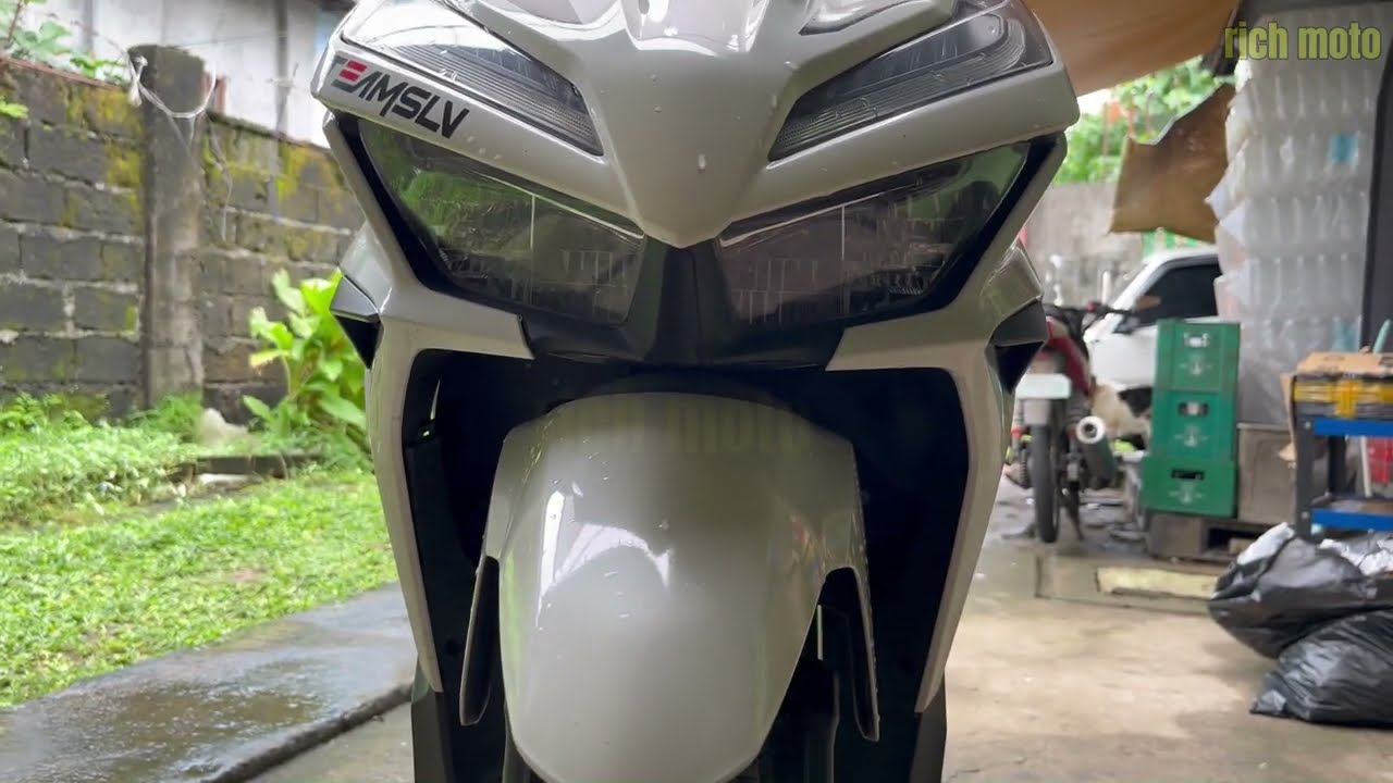 Honda Click 125 Mini Driving Light position and installation