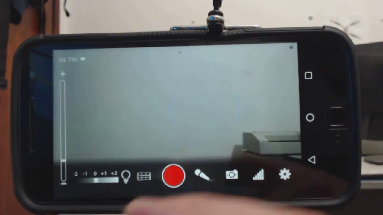 vMix transmitindo com a câmera do smartfone ou tablet.