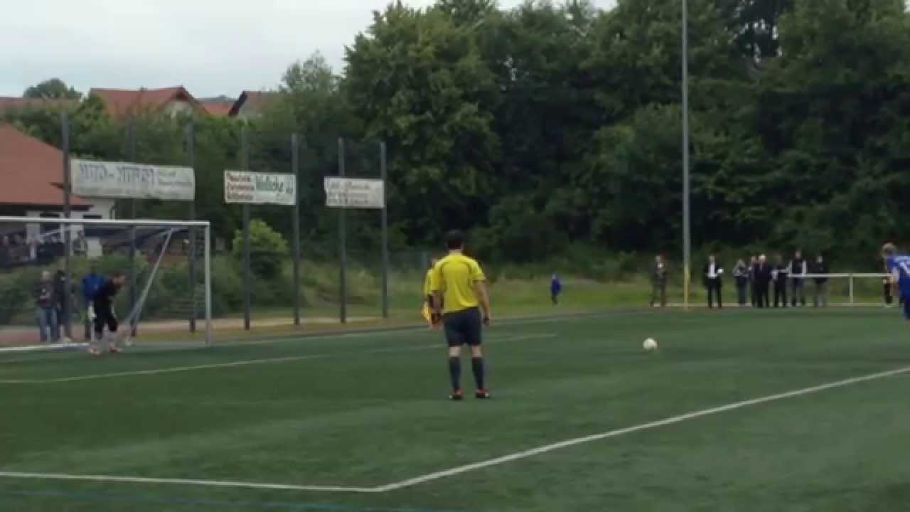 Elfmeterschießen TSV Kirchheide vs SV Werl Aspe im Krombacher-Pokalfinale 2014