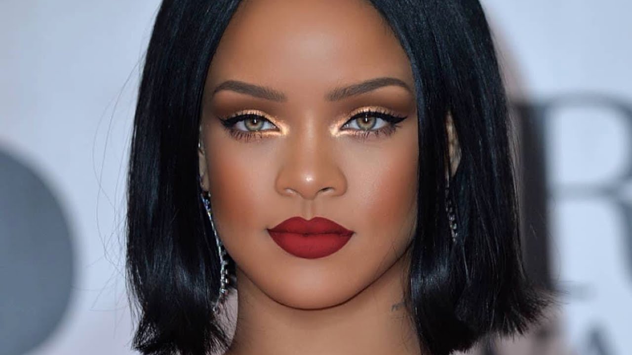 Red Lips just like Rihanna | Lyric Rochester
