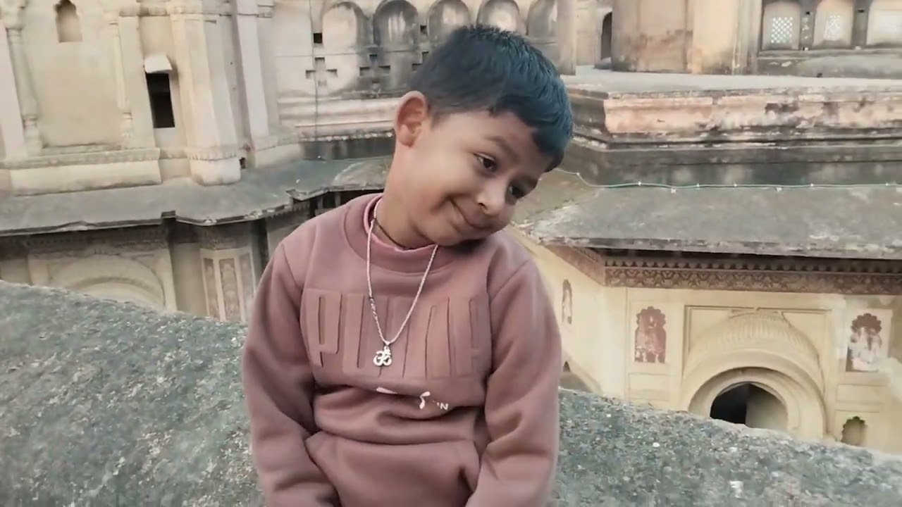 Orchha fort & Ram Raja Mandir | MP heritage travel vlog