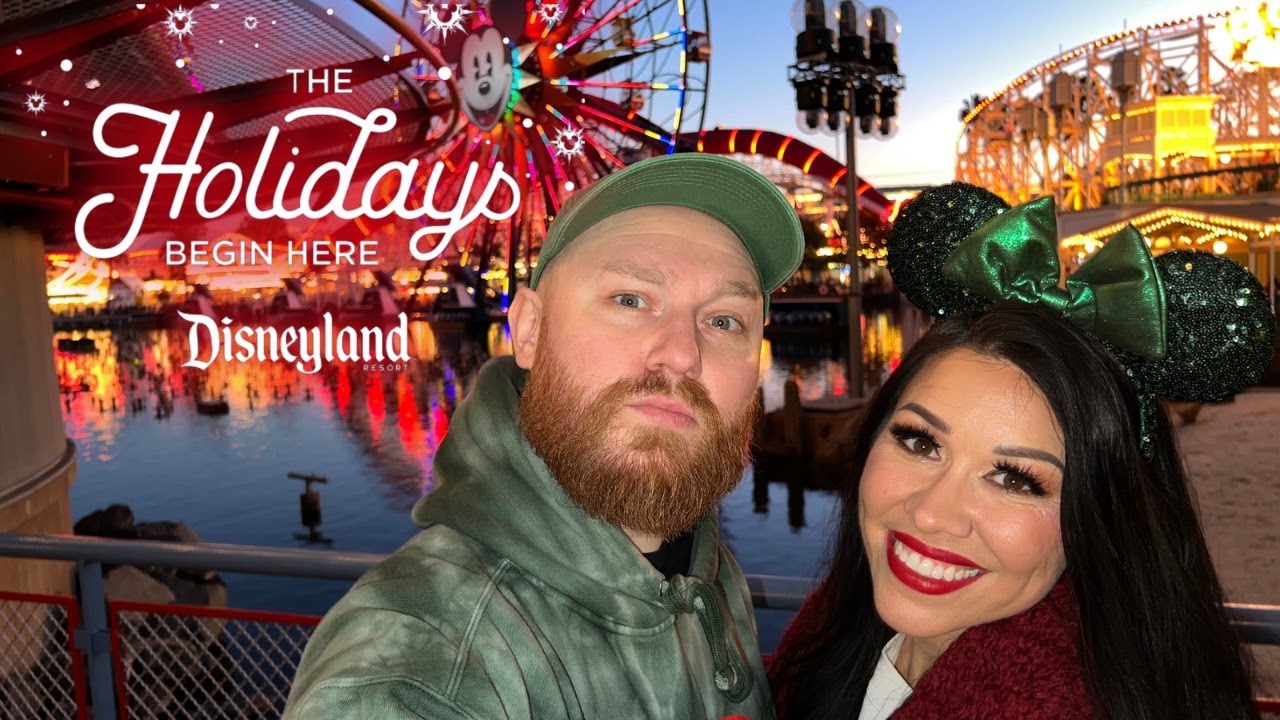 Disneyland Resort Festival Of Holidays - Christmas Fantasy Parade - World Of Color Season Of Light