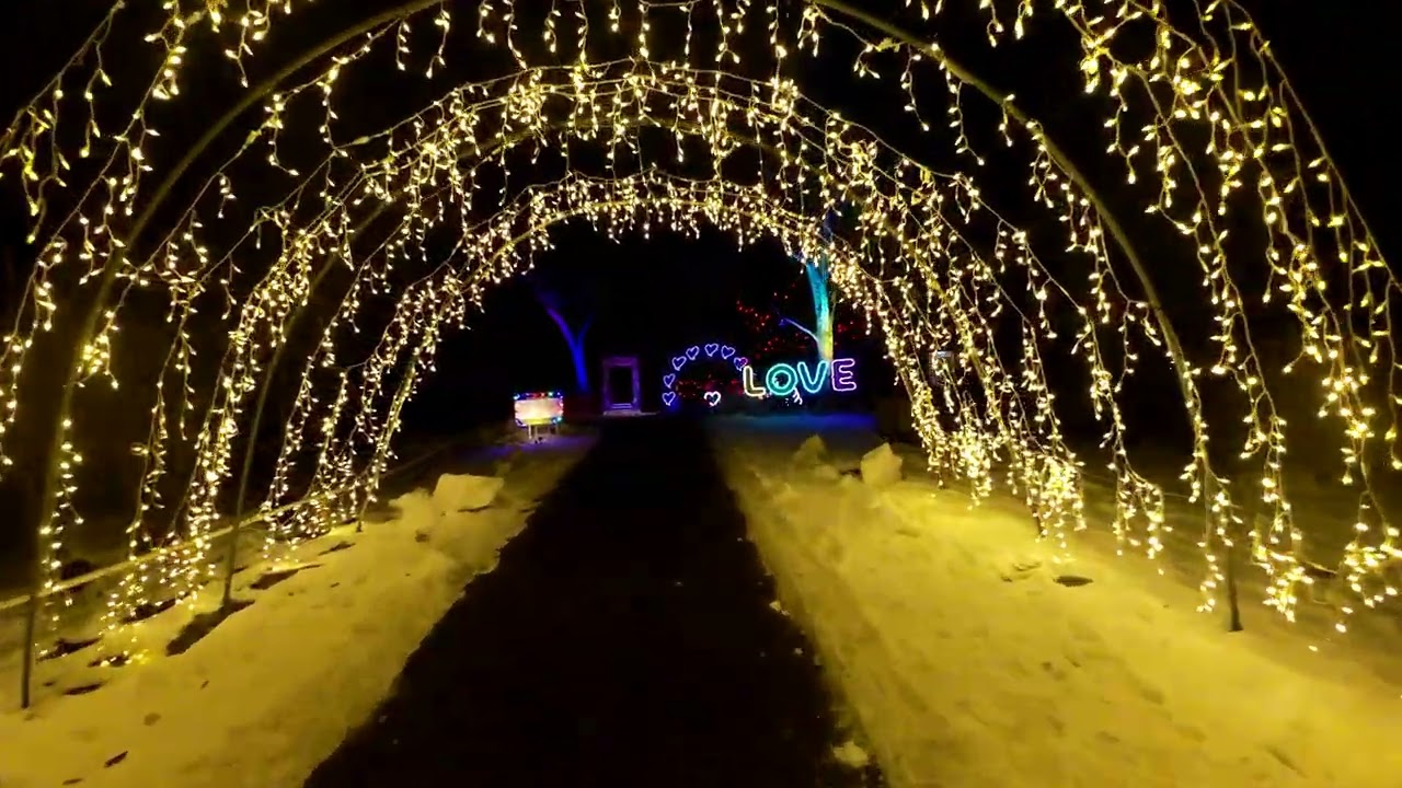 Oak Brook Park District Holiday Lights | FPV Cinematic Fly-Through (4K)