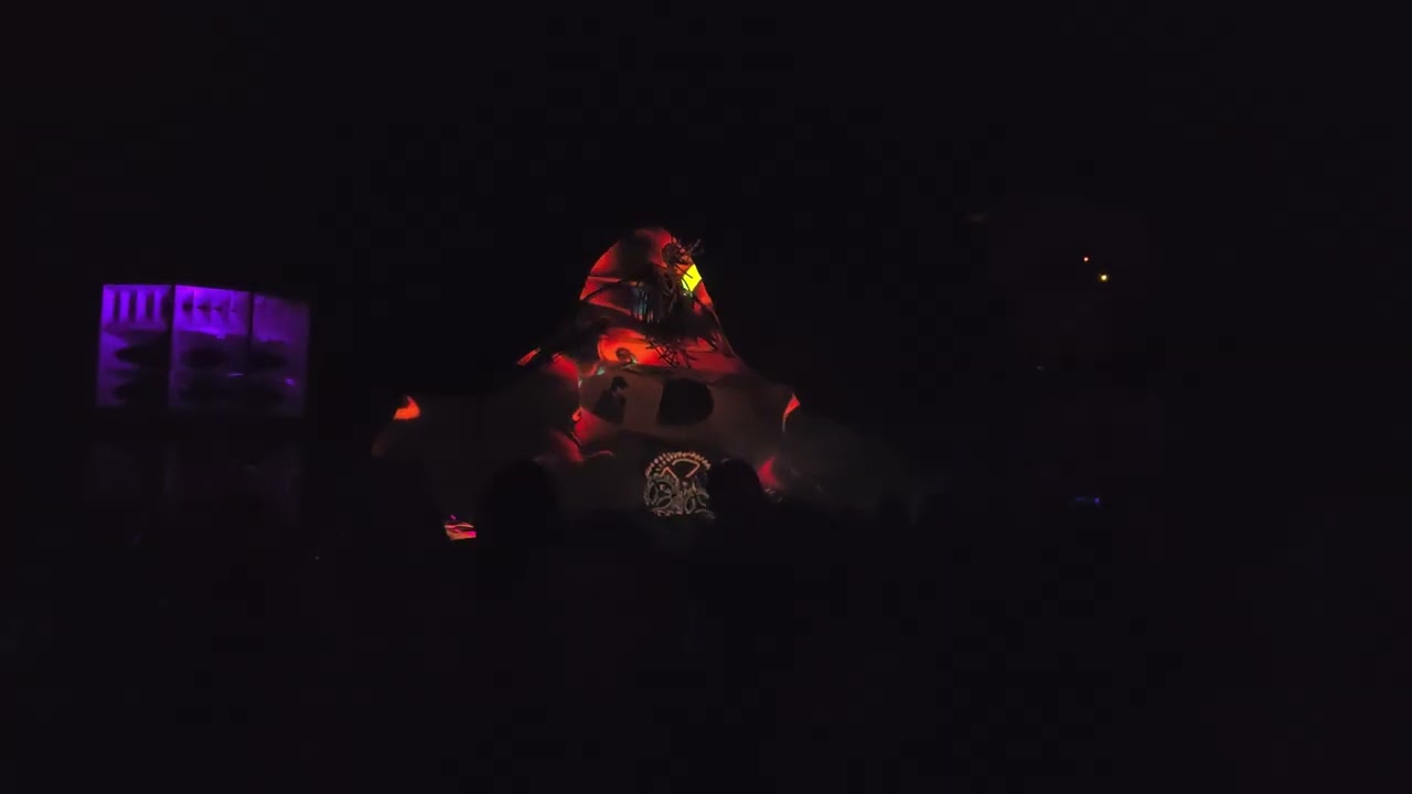 Azrael 1, Gaggalacka 25