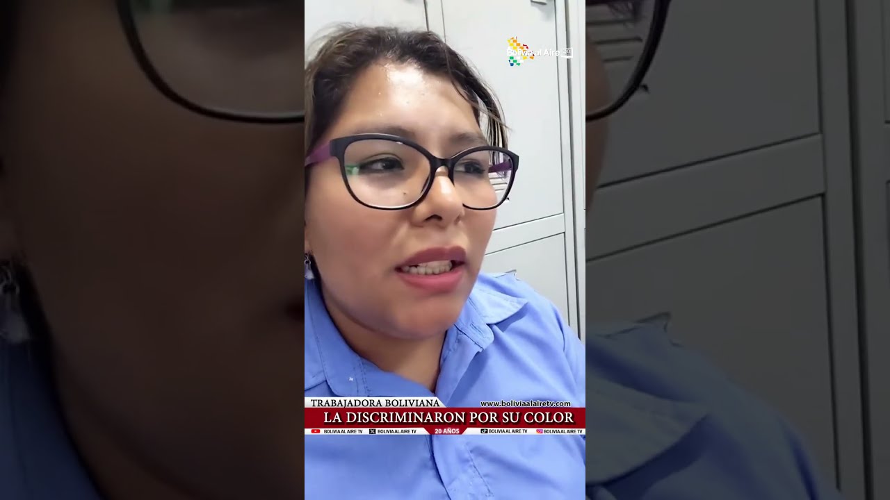 LA DISCRIMINARON POR SU COLOR DE PIEL