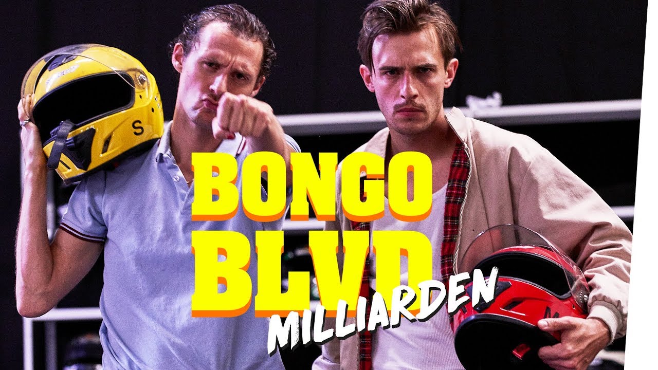 Milliarden spielt Überraschungs-Konzert auf der Go Kart Bahn!