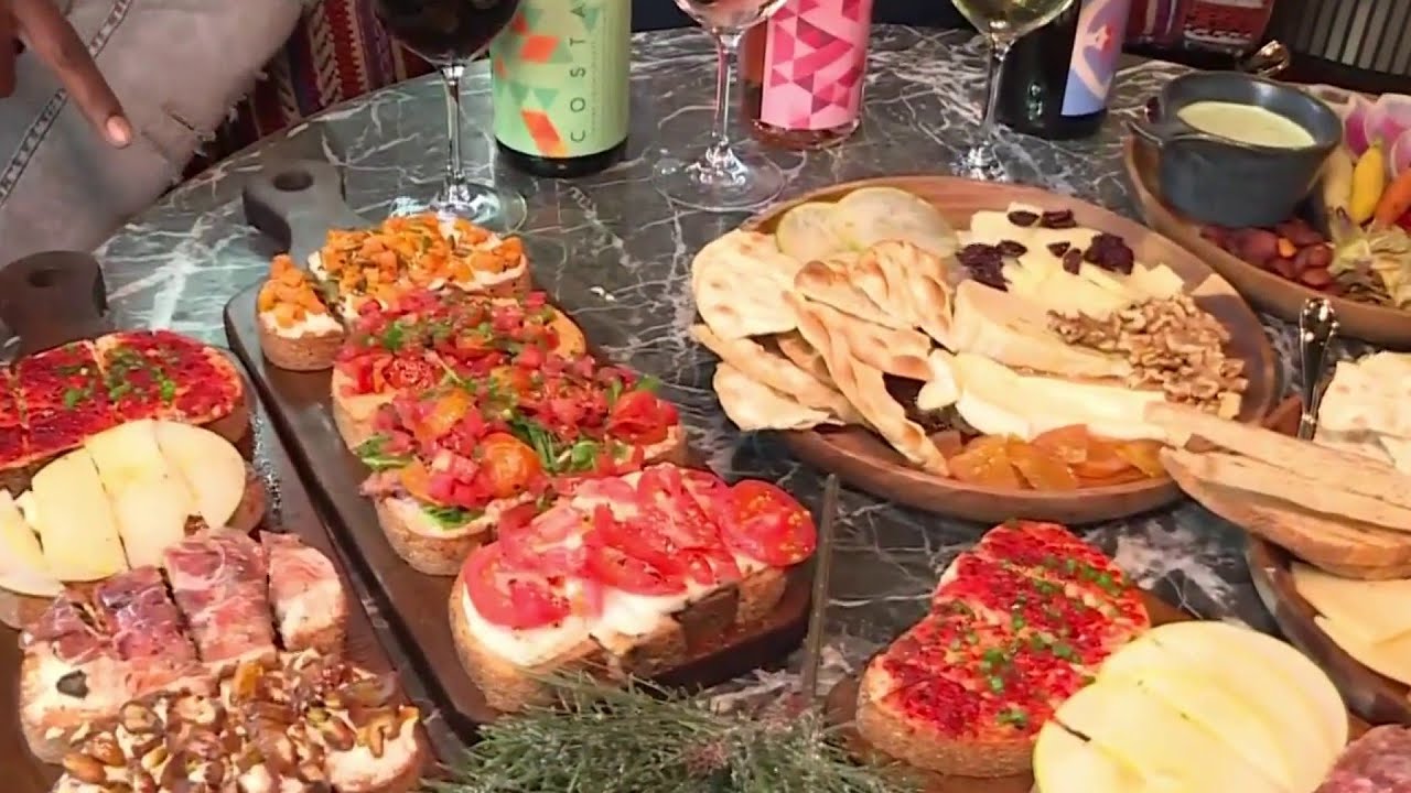 Building Holiday Bruschettas with Postino Uptown Park | HOUSTON LIFE | KPRC 2