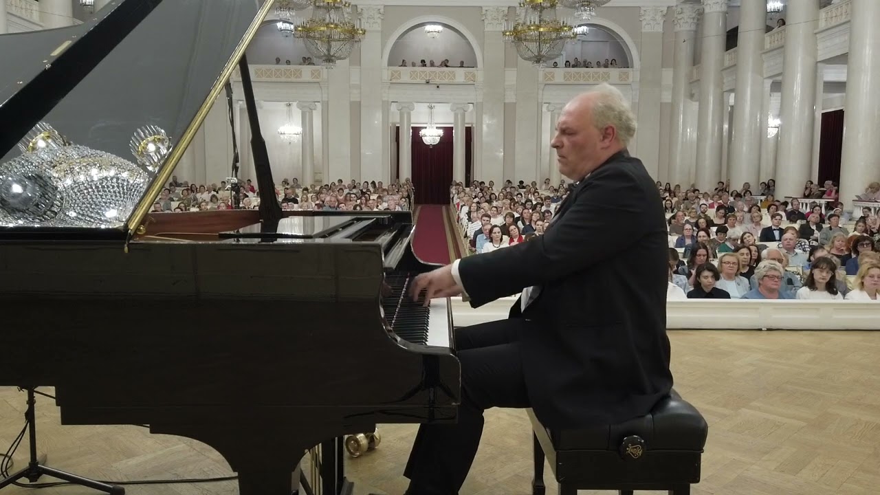 Моцарт. Фортепианный марафон. Михаил БЕНЕДИКТОВ