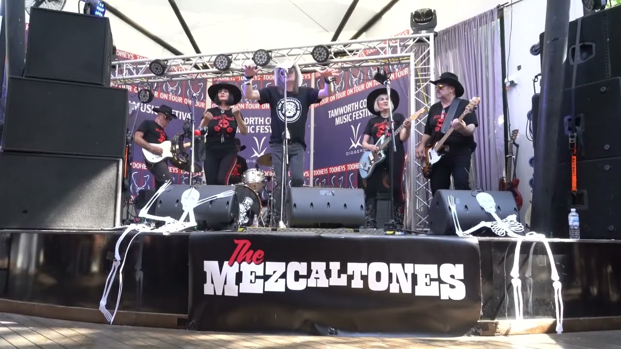 The mezcaltones band C0082
