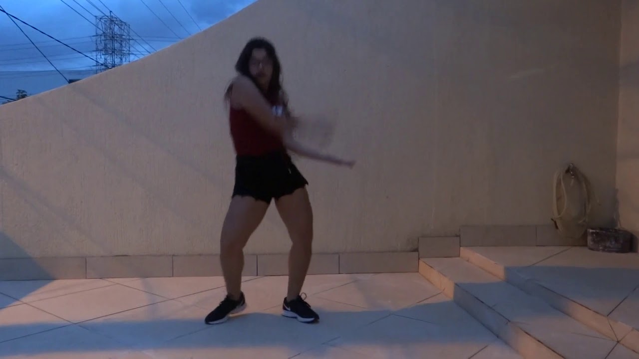 Yasmim Mazarotto - Dançando