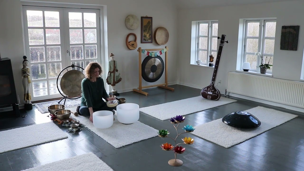 Kort klangbad i Huset for Samklang
