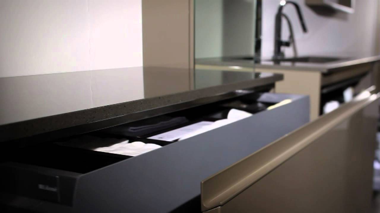 Mobili arredo bagno moderni GIUNONE di Edon&egrave; Design