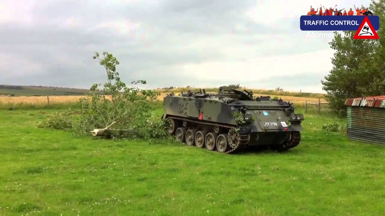 Zelf tank rijden in Eindhoven!