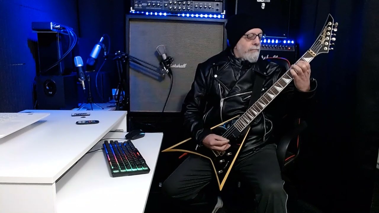 Estrenando nuevo estudio -  Halford -  Twist ( Guitar cover )