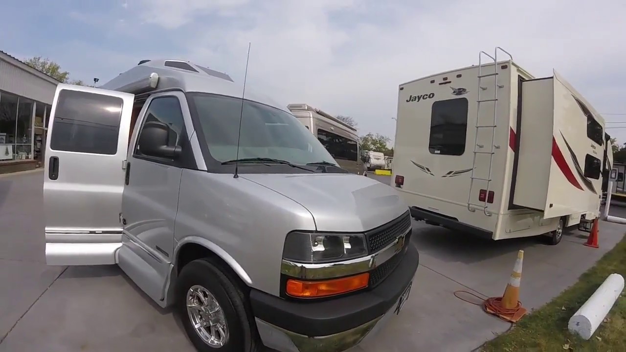 2014 Roadtrek 190 Popular Silver Van Camper Class B Motorhome
