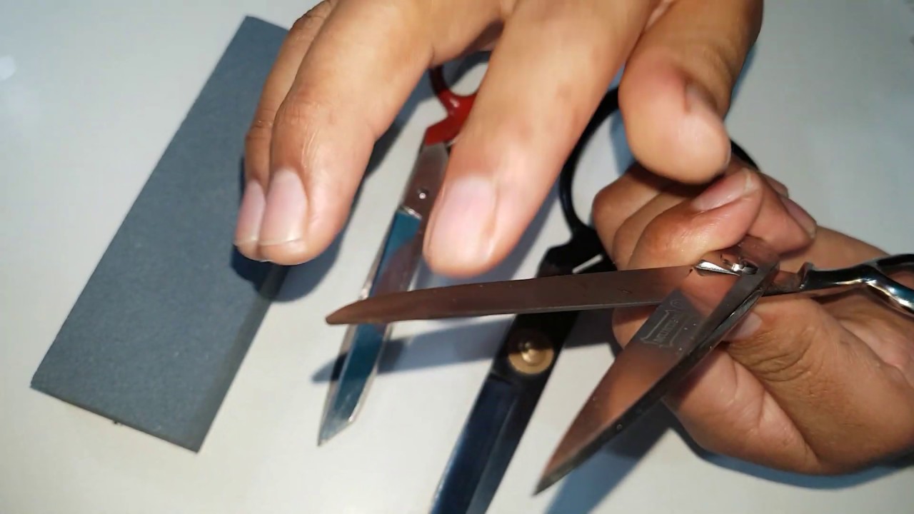 Como afilar tijeras (fácil) TRUCOS DE COSTURA