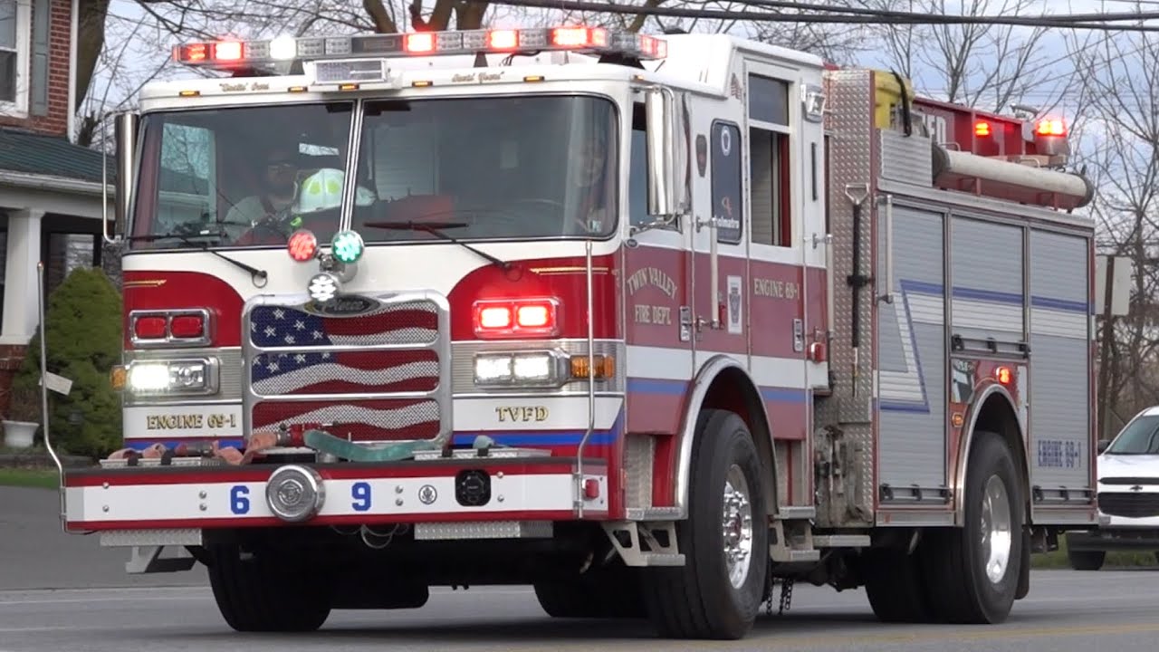 Twin Valley Fire Department Engine 69-1 Responding 3/15/24