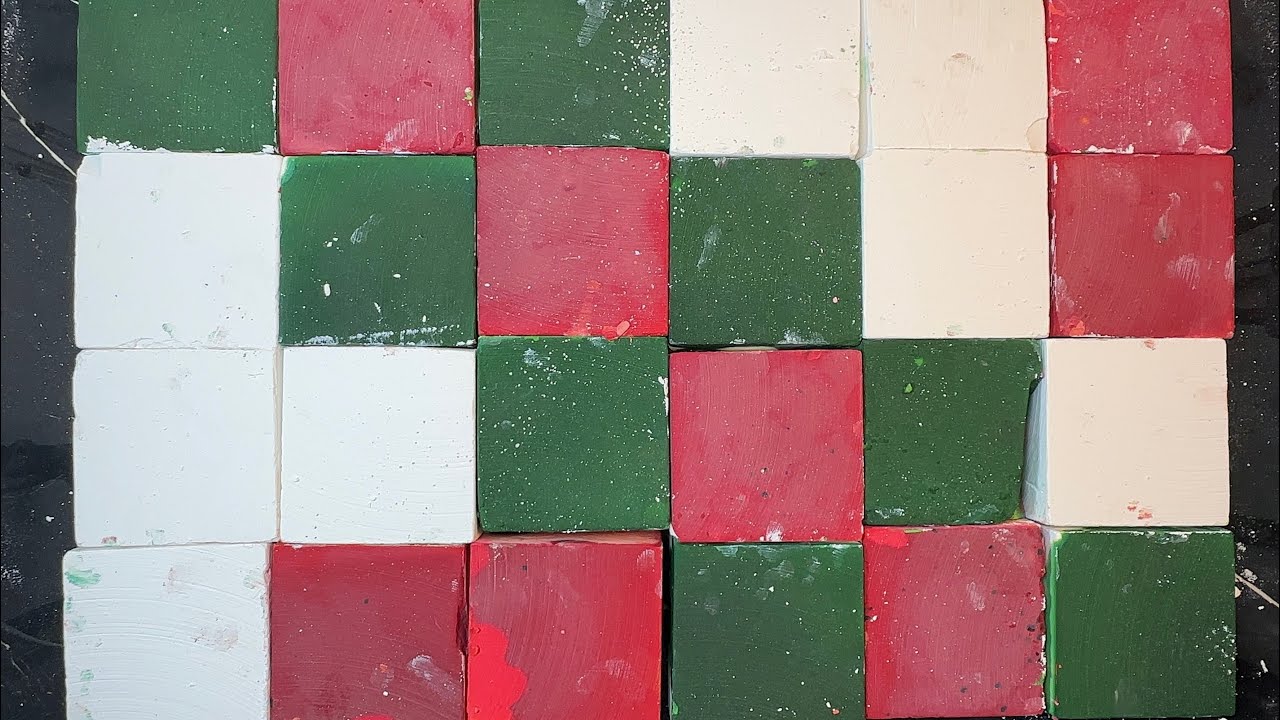 Dyed Green, Red and Plain Chalk | Satisfying