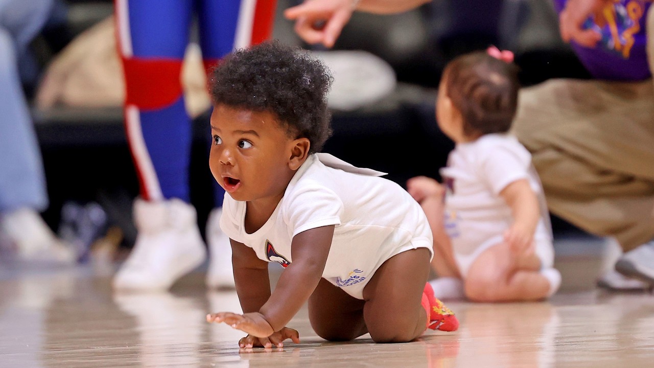 Babies Compete at 2025 Baby Crawl Race 👶🏎️