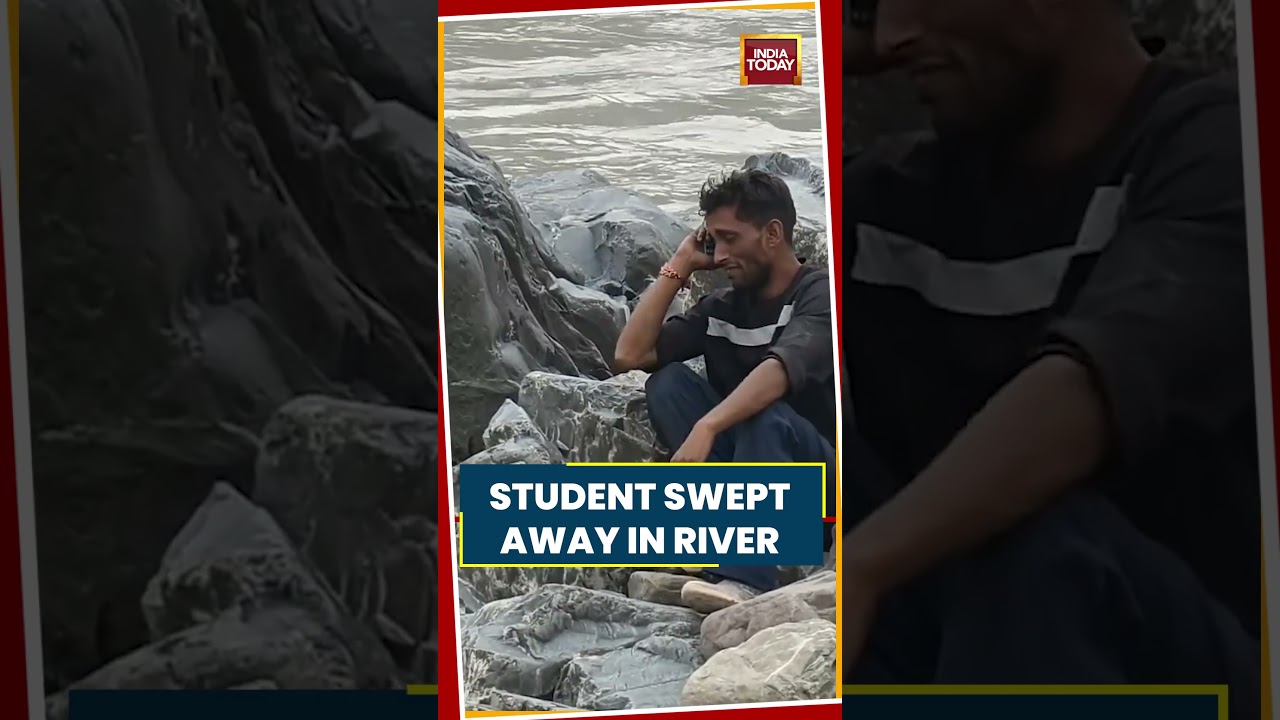 Ramban Tragedy: Student Drowns While Bathing In Chenab, Search Underway #shorts #flood #viralvideo