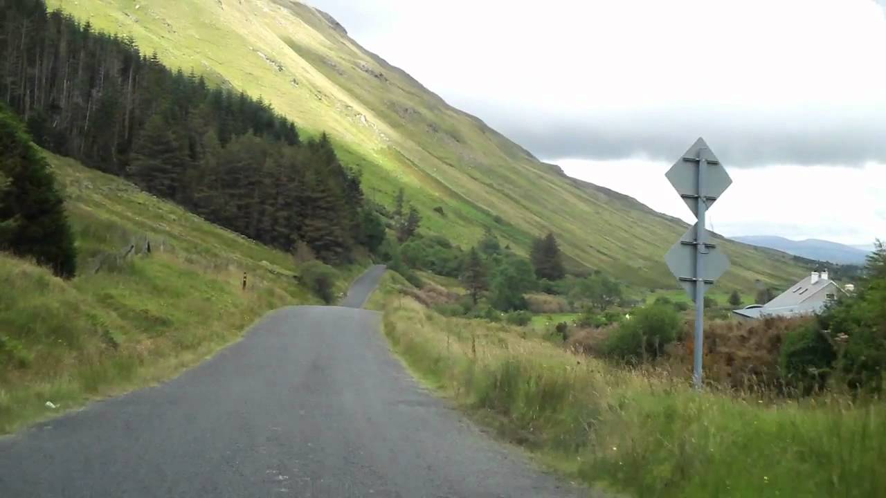 Drive over Glengesh Pass