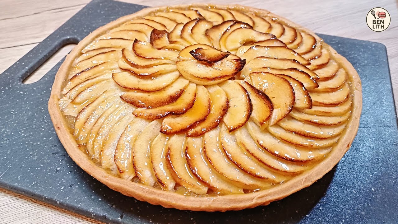 Simple et incroyable ! La vraie tarte aux pommes maison (p&acirc;te bris&eacute;e + compote)