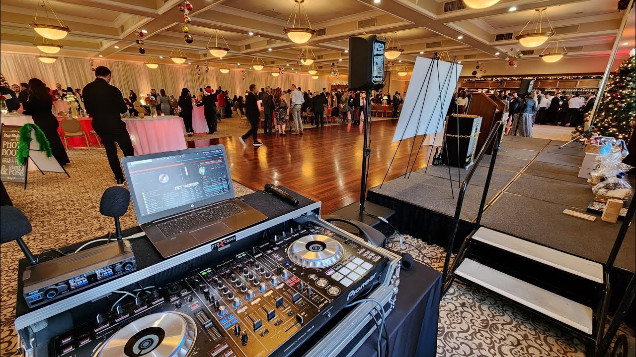 2 Yamaha DBR10's & 2 Bose Sub2's - B.O.M.A. Corporate Event 