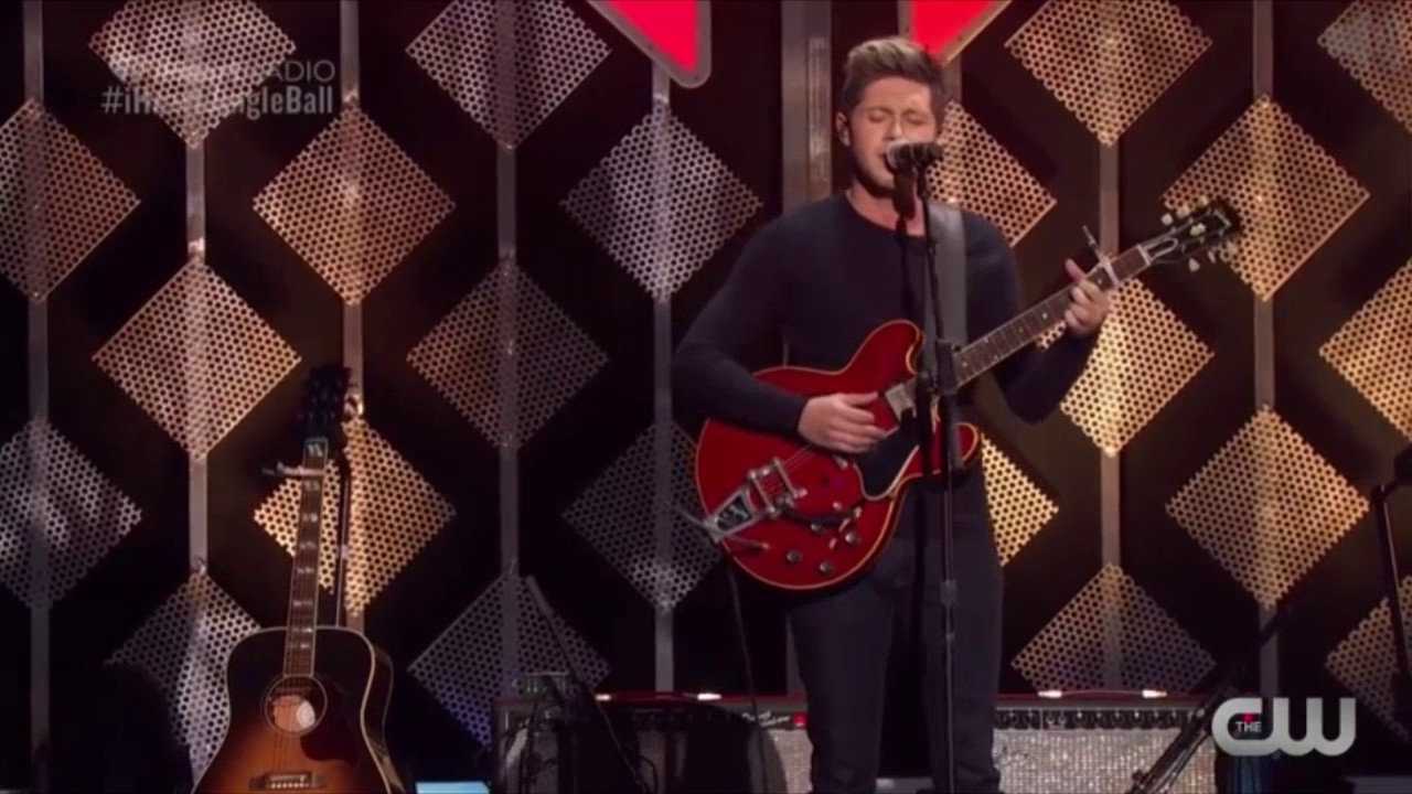 Jingle Ball - Niall Horan - This Town Live - 12/9/16 - Madison Square Garden - [HD]