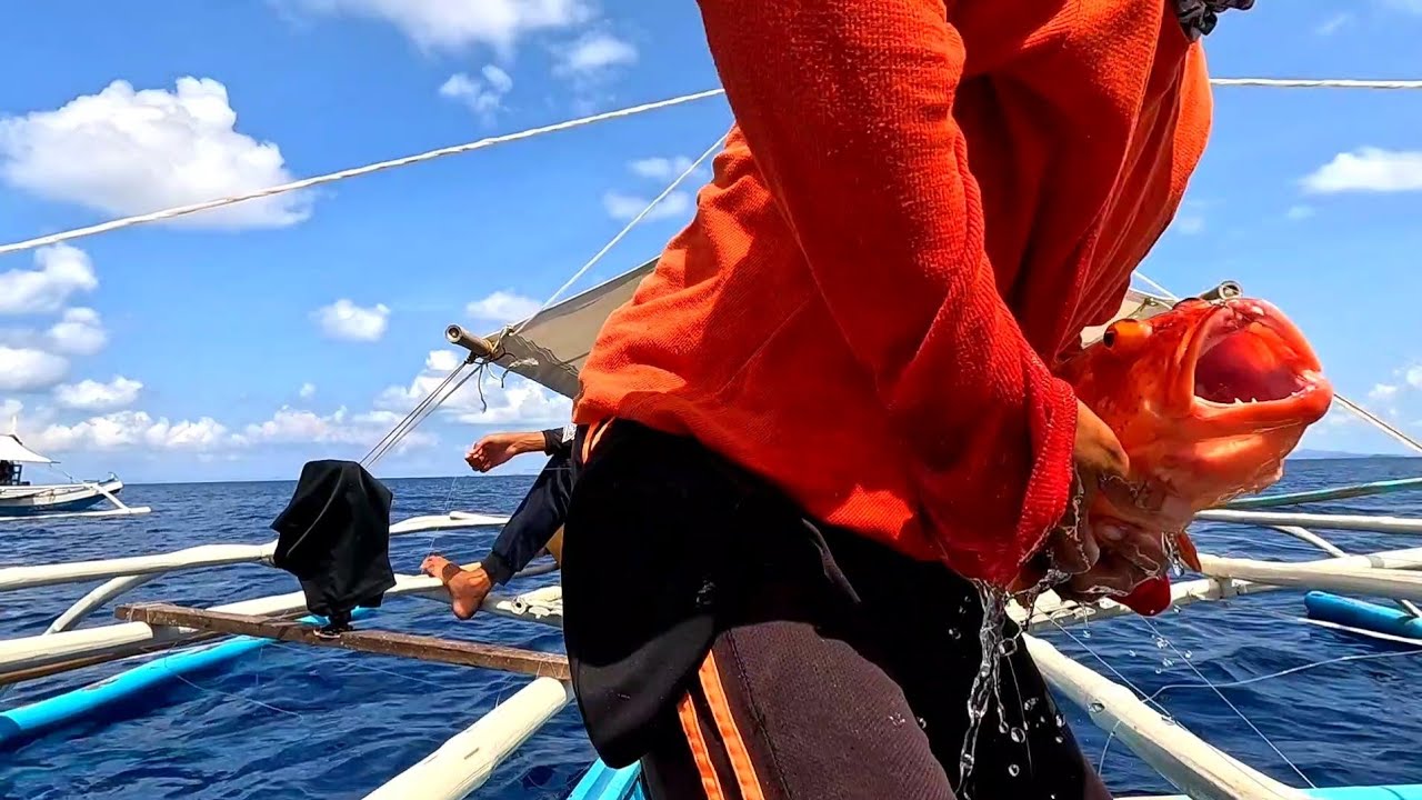 Grabi ang kain kaliwa kanan JACKPOT Umuwi ng maaga