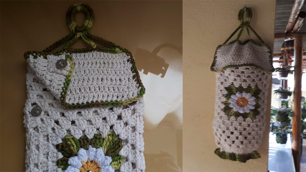 Puxa saco ou porta sacola de crochê.