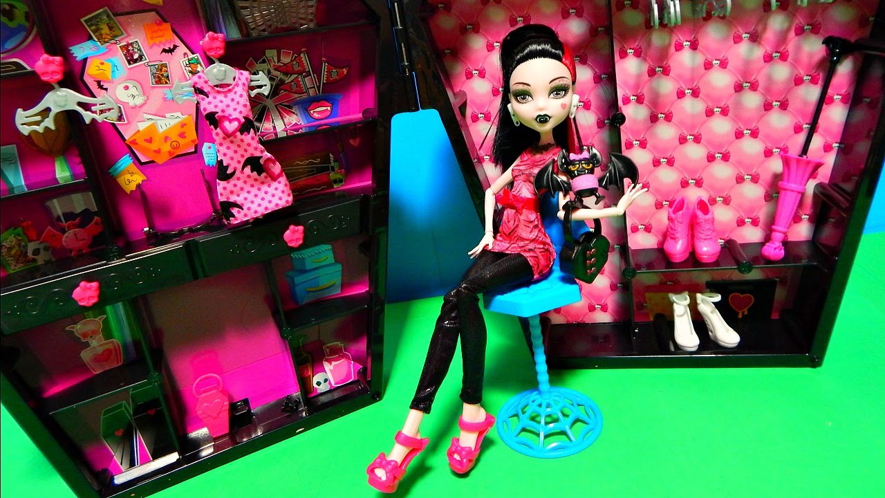 Эксклюзивные аксессуары для куклы Дракулаура Monster High Draculocker и чехол для гроба