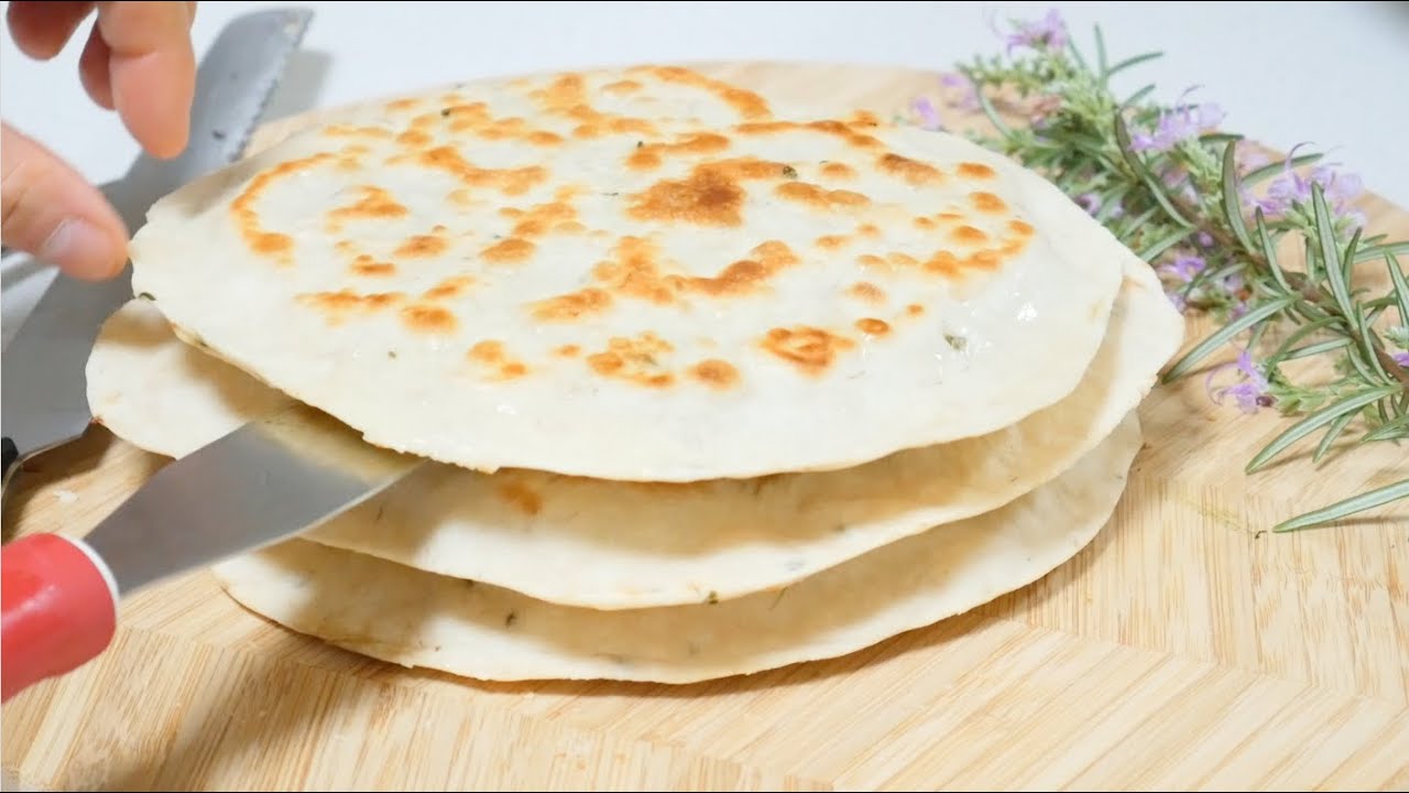 Easy Flatbread Recipe - no yeast | Rosemary Flowers Recipe | Chive Meat Flat Bread