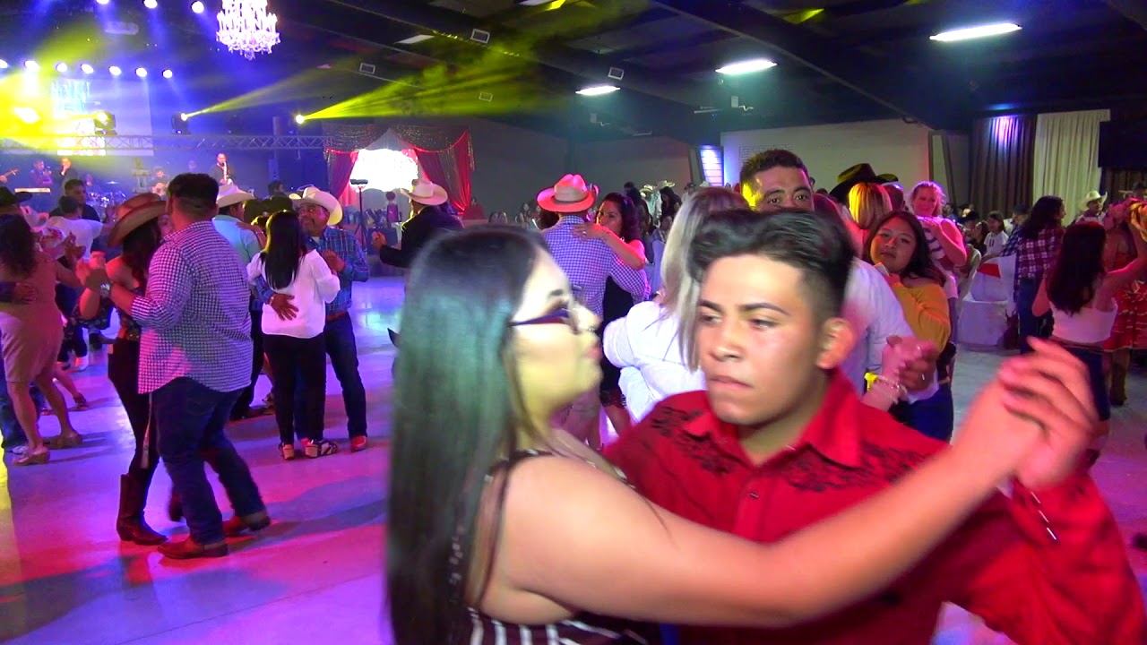 KARLA XV'S **BAILE PRIMERA PARTE** Agosto-10-19.. Athens Al
