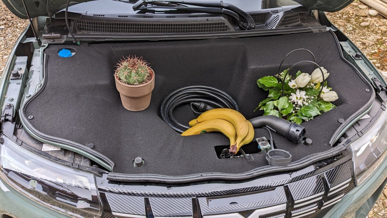 Dacia Spring Frunk Test and install
