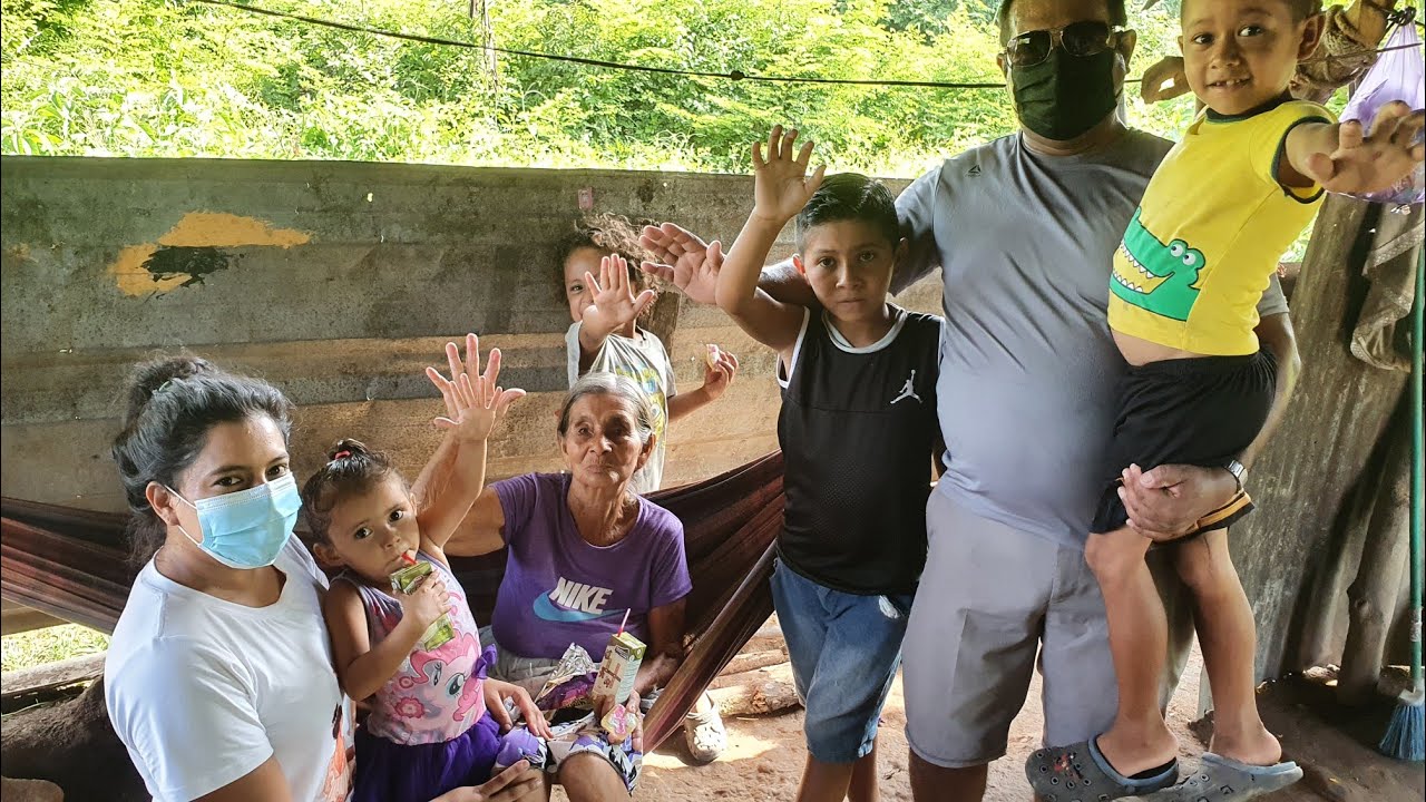 Otra Ayuda Para Abuelita De 80 a&ntilde;os Con 5 Nietos | Gio Amaya | +503 76629725 .