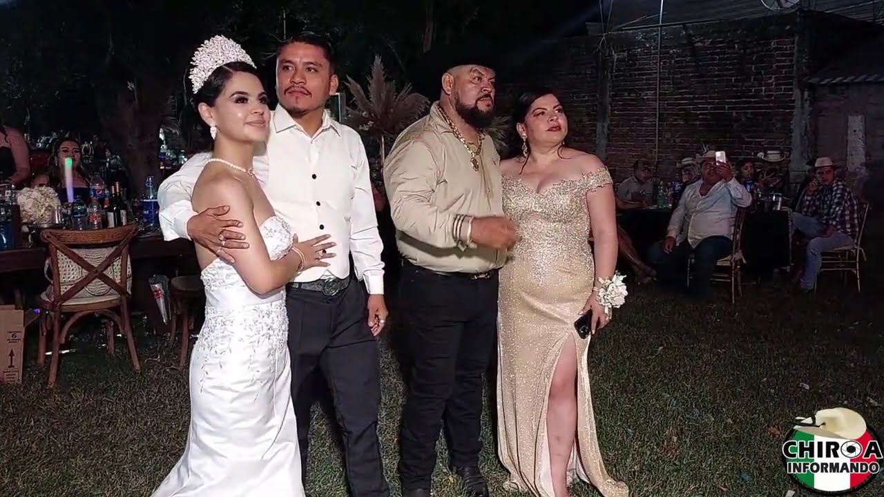 AJUCHITLAN GUERRERO #BAILE  EN TURNO BANDA ROJA  BODA DE GUSTAVO CHARCO Y GRACIELITA COORREA