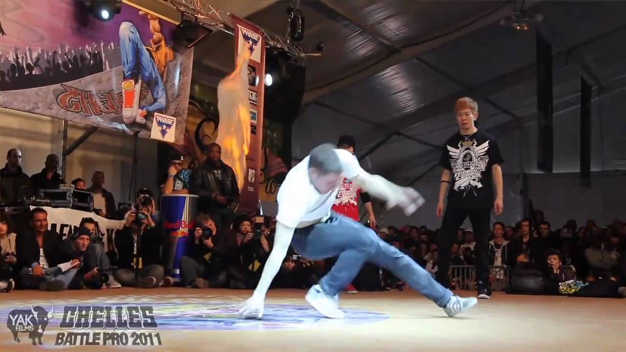 KAKU & YOSHI vs FENIXOU & ASTRO - Chelles Battle Pro 2011 Bboy 2on2 Quarter Final