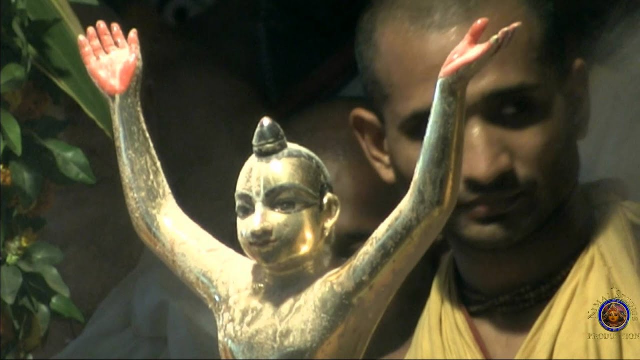 2016 Sri Nityananda Appearance Day abhisheka & kirtan led by Kamal Gopal Prabhu.