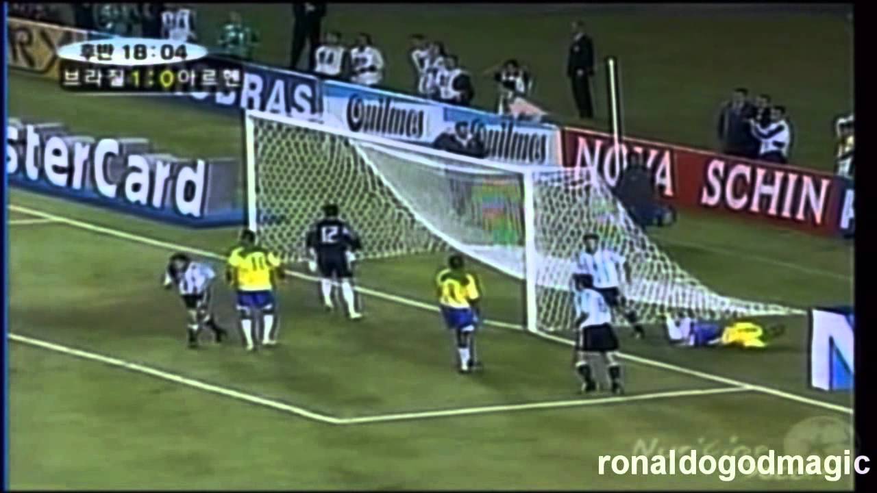 2004 Ronaldo vs Argentina